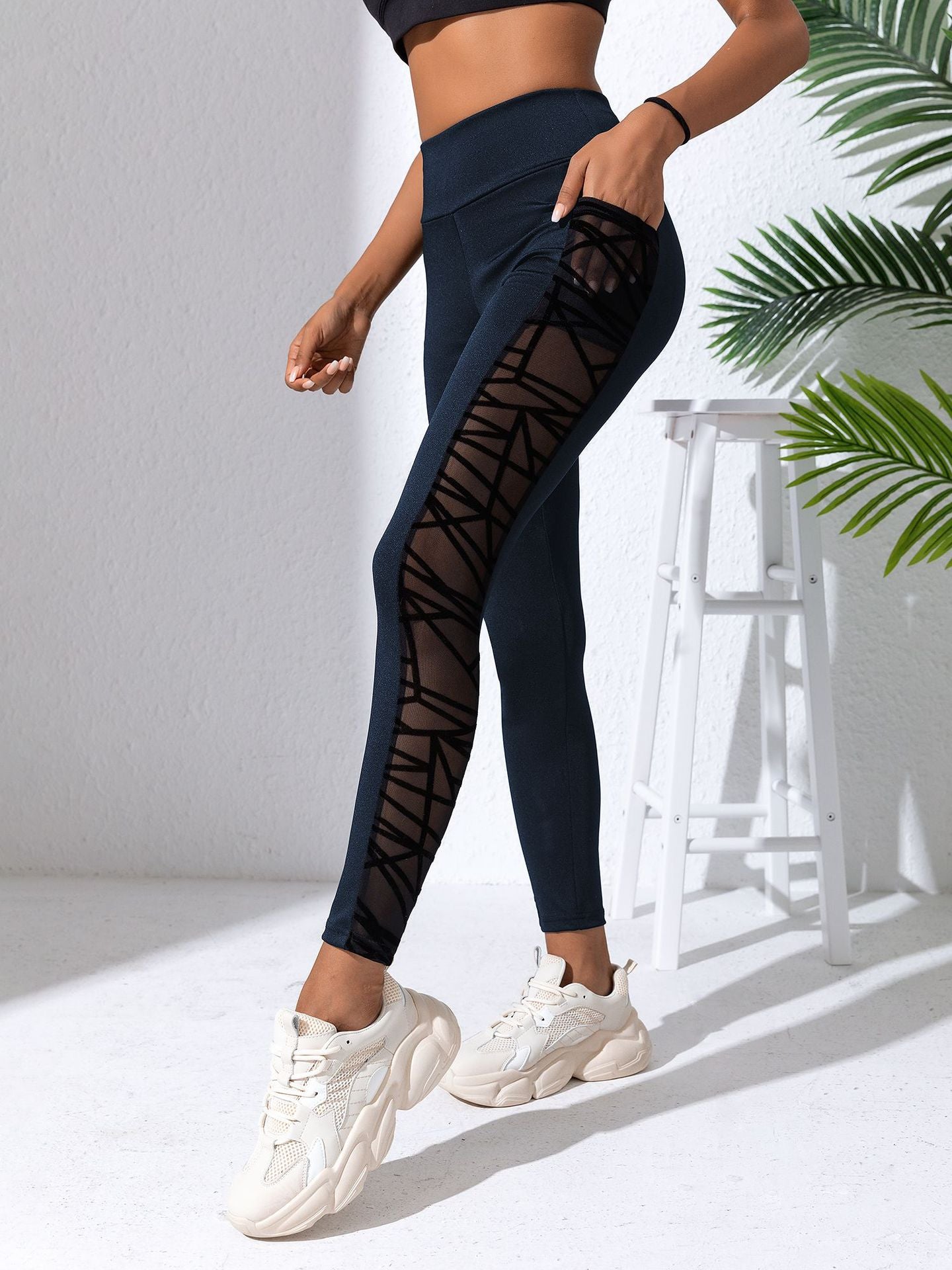 Plus Size Mesh-Panel Yoga Clothing Yoga Pants, Leggings, Butt-Lifting and Tummy-Tucking Long Pants, Sports and Fitness Running Pants