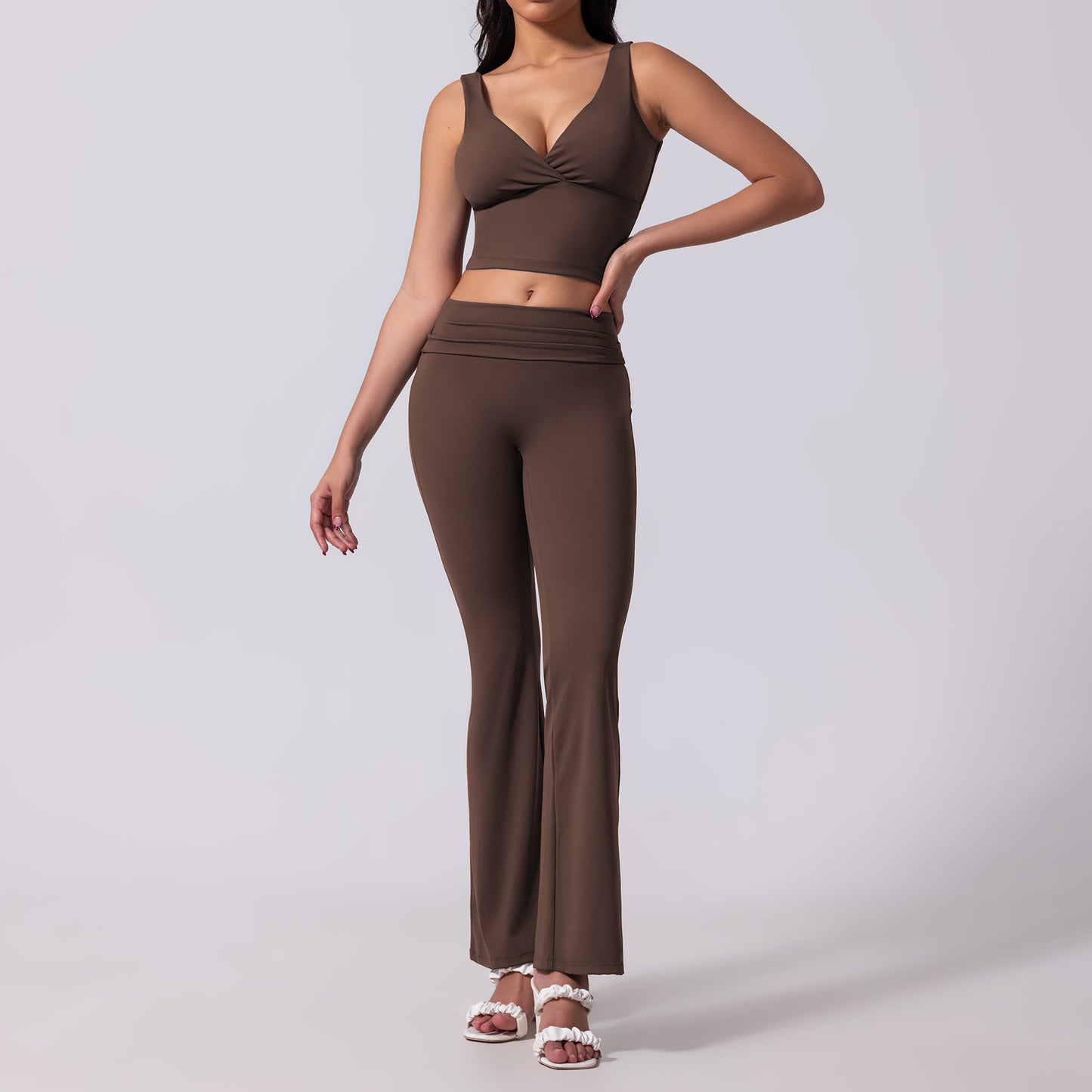 Women's Backless Diagonal Weave Deep V-Neck Athletic Bell-Bottom Pants Set with High-Waisted Two-Way Bell-Bottom Pants