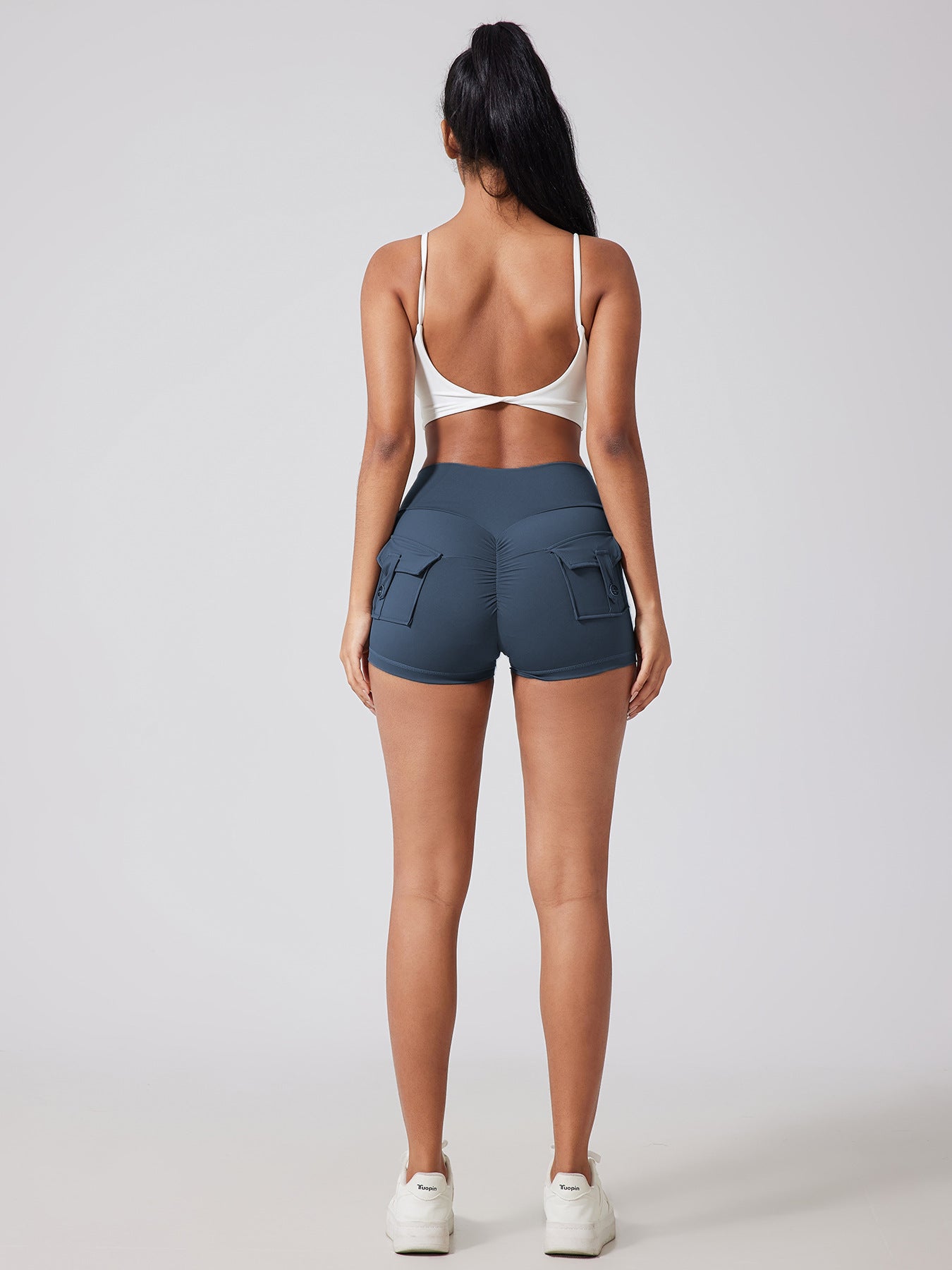 Fitness Shorts with Pockets, Sports Yoga Pants for Women, Bare-Skin Peach Butt Workwear Tight Shorts